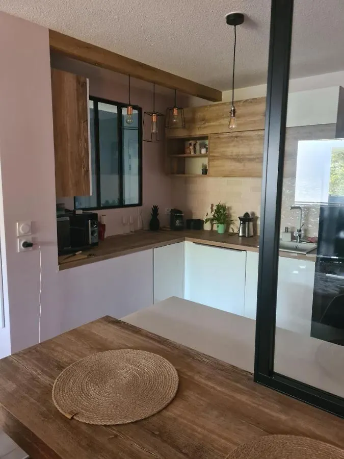 Residence Neuve Avec Parking Interieur Et Balcon Vienne  France