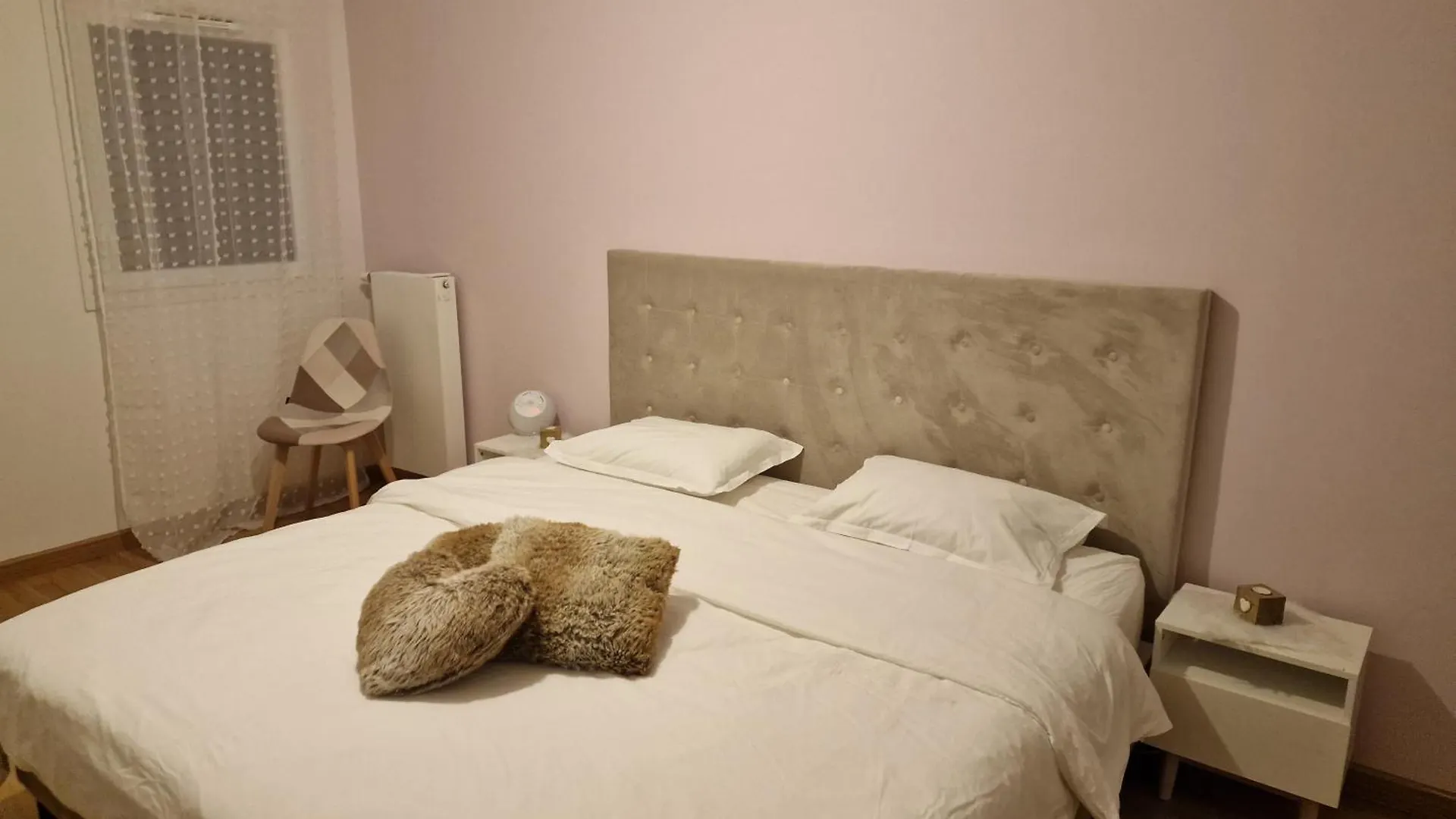 Apartment Residence Neuve Avec Parking Interieur Et Balcon Vienne